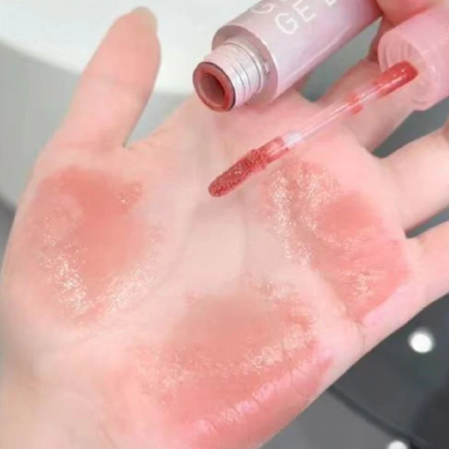 Lip Gloss Con Color Tapa Rosada Gege Bear GX1158- Tono 2 Nude