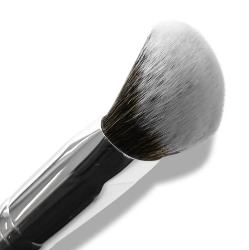 Brocha Profesional 3D para Productos Liquidos y en Crema W180 Wonder Beauty