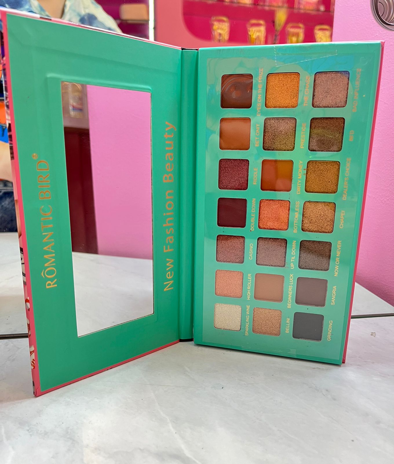 Paleta de Sombras 21 Tonos Blackjack Daycolors 8033