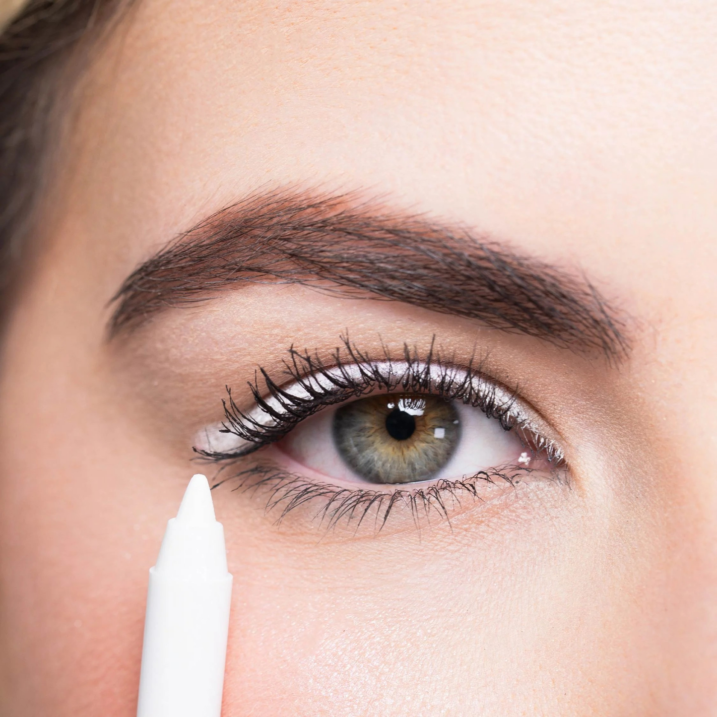 Lápiz Para Ojos Rectractil Larga Duracion Lula - Color Blanco LAP01