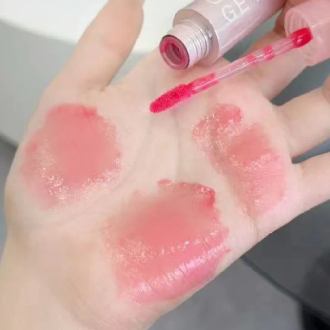 Lip Gloss Con Color Tapa Rosada Gege Bear GX1158- Tono 3 Rosa